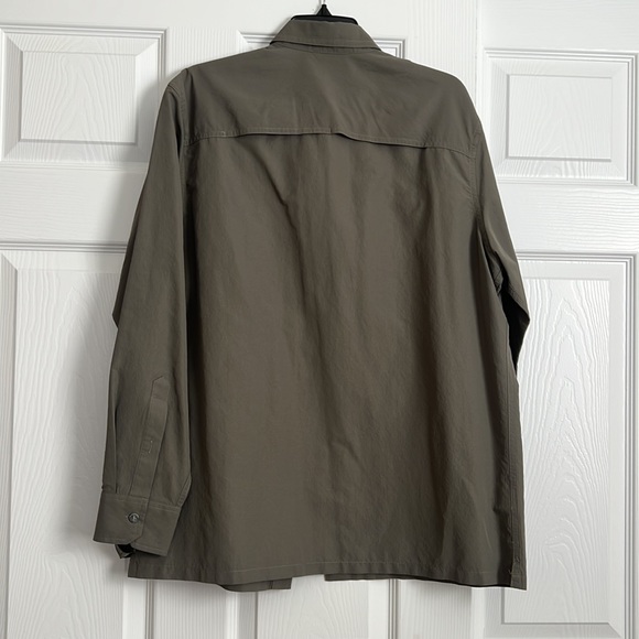 button down - Picture 6 of 6